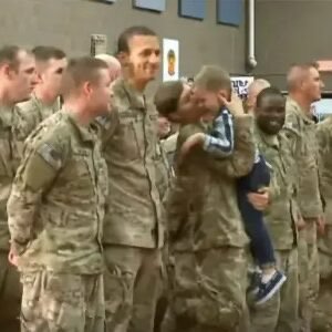 3 Yr Old Hasn’t Seen Soldier Mom For 9 Months, Ignores Military Rules and Runs To Mom