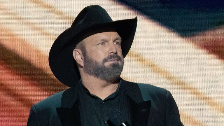 Garth Brooks is Quitting Country Music: “I Don’t Belong Anymore Here”