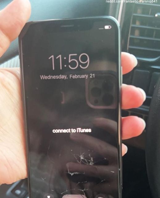 I Discovered a Secret Phone in My Husband’s Car – And It Changed Everything